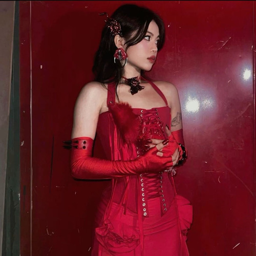walking red flag • tlinh (unreleased)