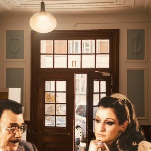 بحس بوجودي ، لأنك حاسسني