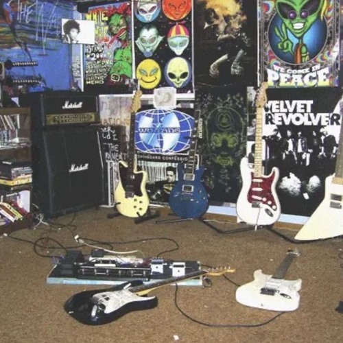 does he remind u of me?