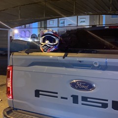 امسك المايك وشعع-انا بلياك 🫵.mp3