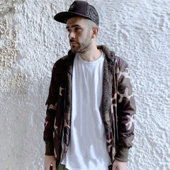 Proton Radio // The Purr Showcase #087 Plecta