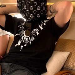 IM RICH/FUCK WITH US