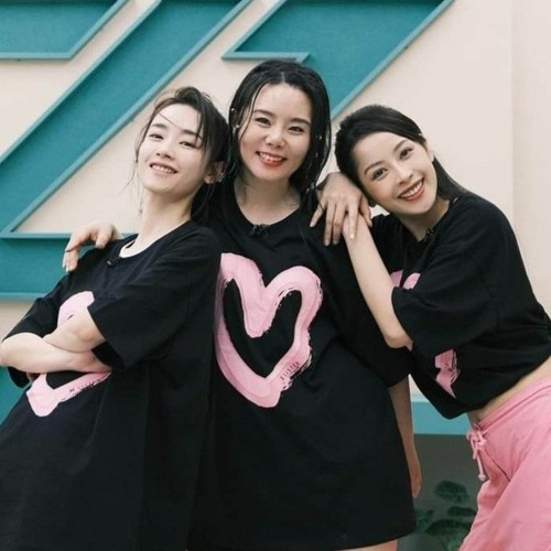 Rosemary (Chi Pu - Lưu Nhã Sắt - Cung Lâm Na)