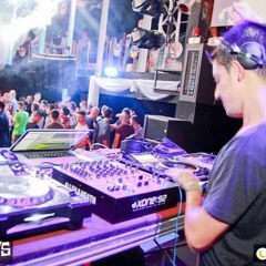 FREE DOWNLOAD: Velarde, Luque & Vitti + TomSawyer - Sundays South American Heaven (DC Bootleg 2010)