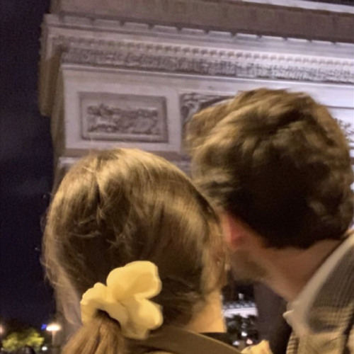 <3