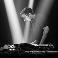 Soundwaves 018 | Kaytech