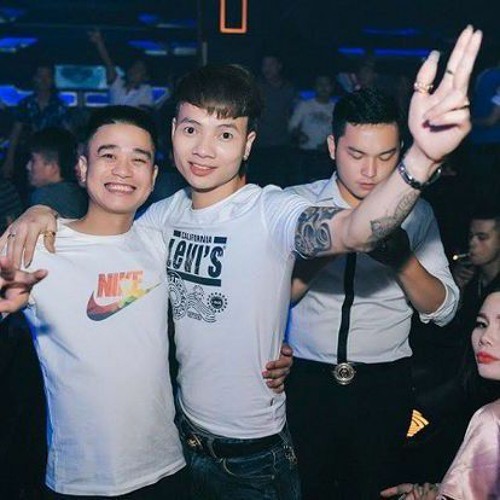 Kẻ Theo Đuổi Ánh Sáng x Ác Ma Đến Từ Thiên Đường - Quyền Hải Phòng Remix