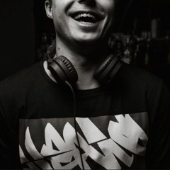 Dj Putya - Born with a smile