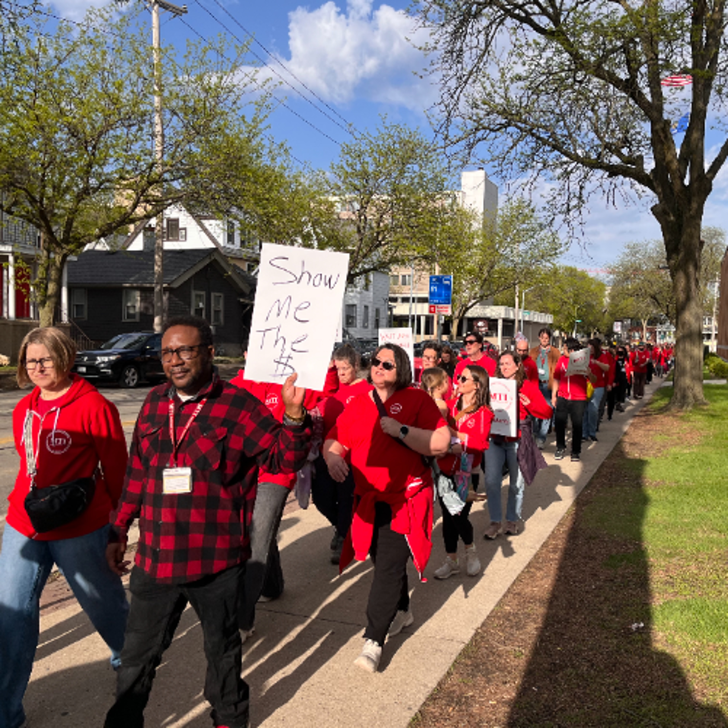 Madison teachers rally for equal pay