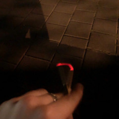 бей по стенам