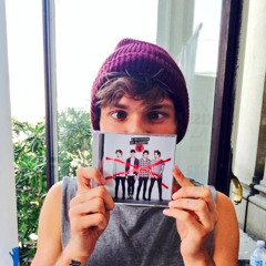 Slide On -5sos (unrealessed)