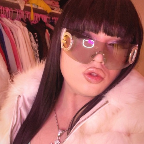 Angel Lynn Bae | recent vibezz or whatever tf the kids say