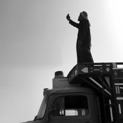 - حزينً عليه ومن نشدني اقول بخير ): .