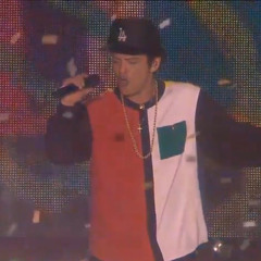 LOCKED OUT OF HEAVEN  Rock In Rio Lisboa 2018  Bruno Mars
