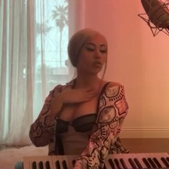 Kali Uchis Cover - Toxic By Britney Spears