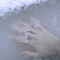 ⋆₊˚⊹ ᰔ‎ ‎‎‎ ‎‎ f r o s t b i t e ; ep ‎ ‎ ₊˚⊹ ᰔ⋆‎ ‎ feat. dove, gaba, reliq, kenburnz1
