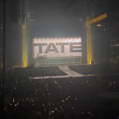 jUsT KeeP WaTcHiNg- tAtE McRae