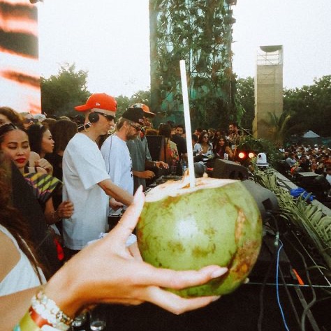 Drake, Rihanna – Take Care (Moojo Edit)