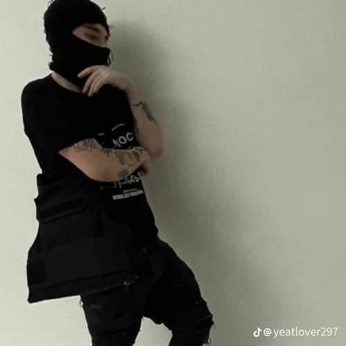 split -  yeat (slowed to sped up)