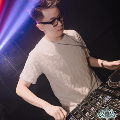 BÉ NƯỚC BIỂN MẶN VOL9 Thụ.PIPO