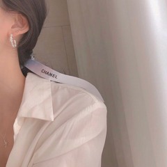 우린 춤을 추고 신발을 들고 있겠죠