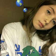 Pretty Girls Like Clairo [diego777]