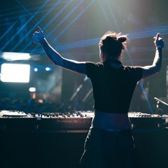 Mixes / Podcasts