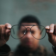 7 Key Causes And Solutions For Double Vision After Cataract Surgery