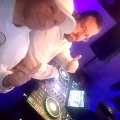 Nightshift 2.0 - CreAtive  Radio  Germany - Wetzlar : DJ Funky Wulfy & DJ B Jordan