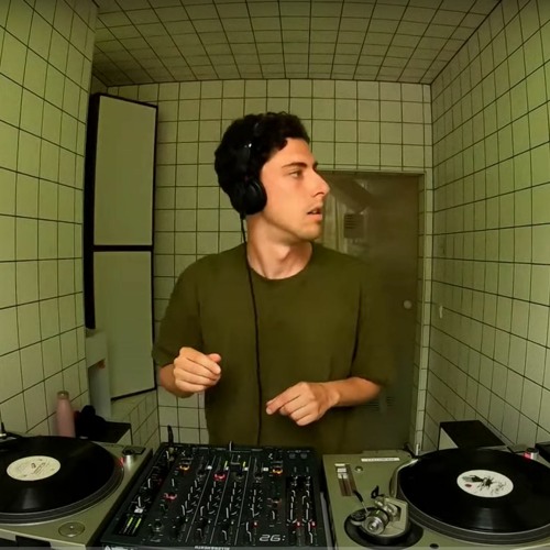 Eliott Litrowski at HÖR Berlin - July 16