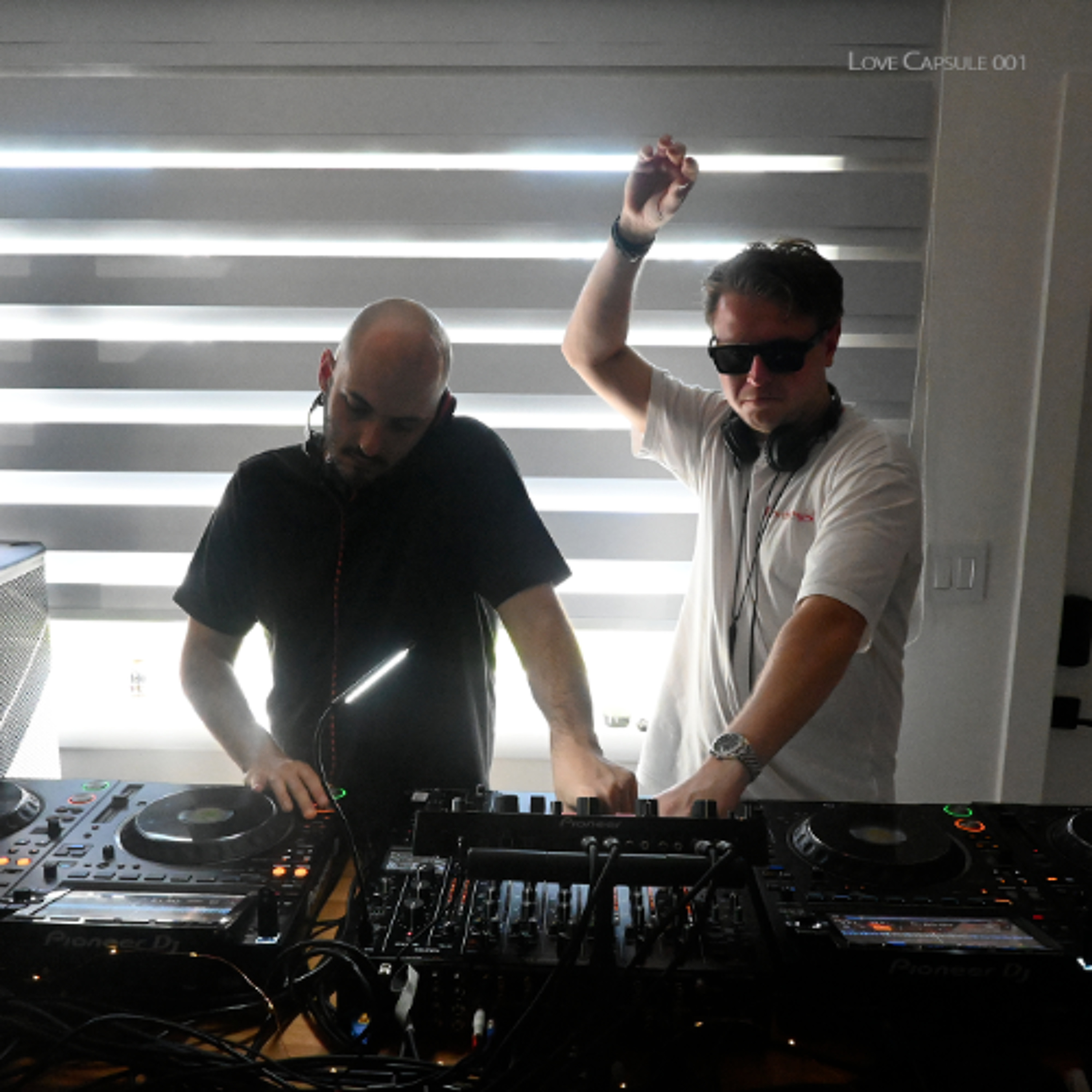 Alezsandro b2b Nick Mac 01.04.2025 episode artwork