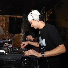 Vee Live @ Frame PHL - 1.23.2025