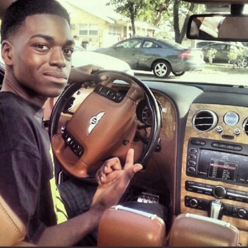 Không nghe, không thấy