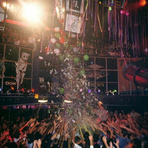 {Traxx} Presents- The Definitive Articles of House Music Chapter 5