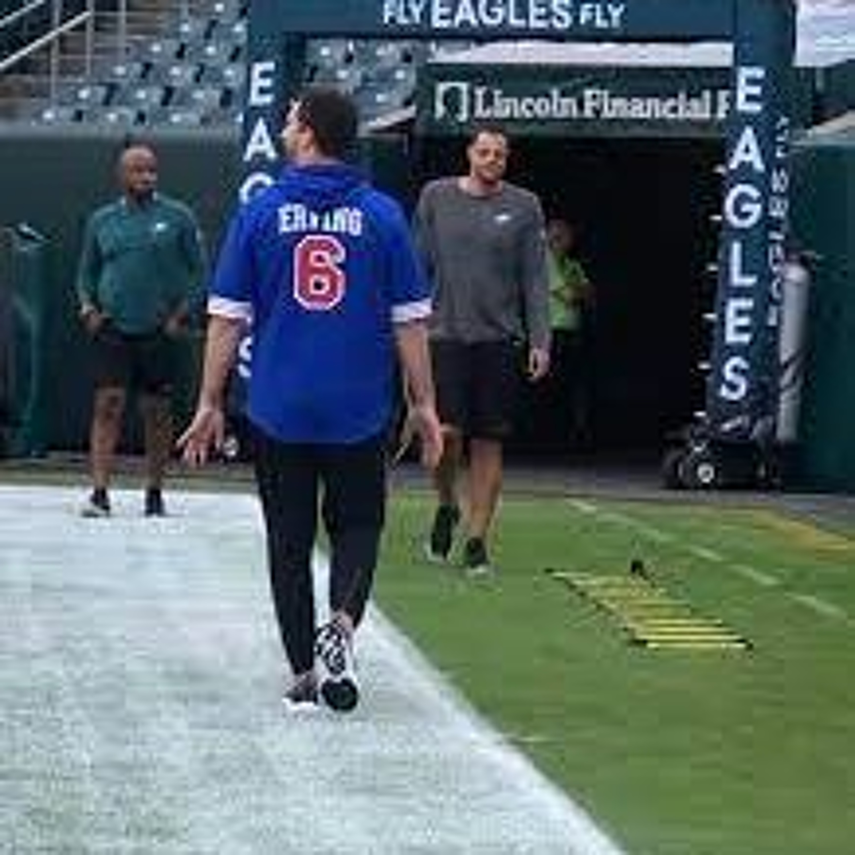 HTHB Ep. 49: "RUN THE DAMN BALL" with Matt McSweeney thumbnail