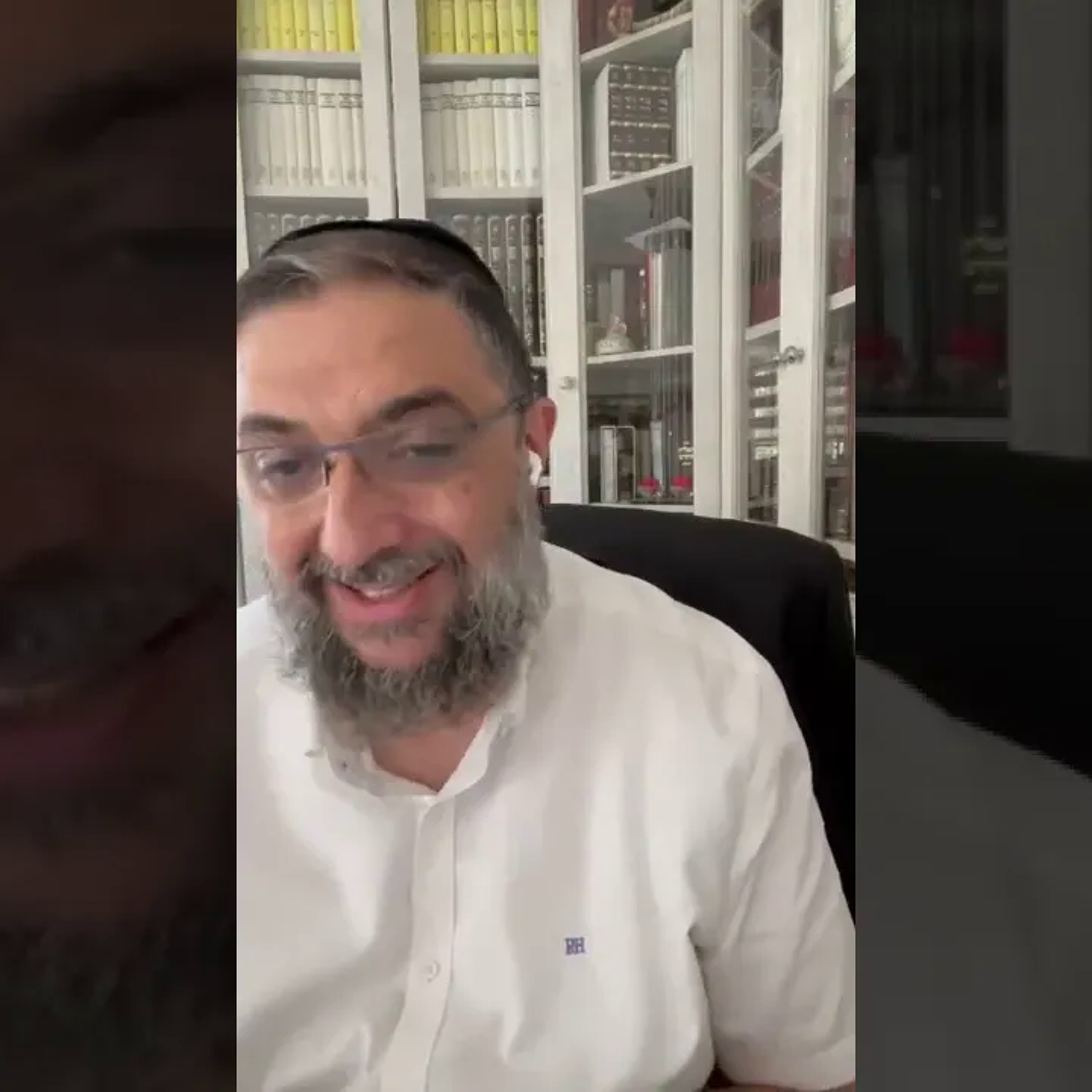Chir Hachirim ch VI v 10-12« Préserver le Temple ». episode artwork