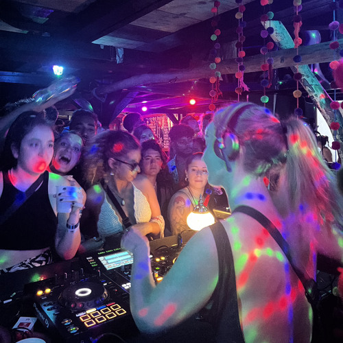 Stream JUNGLE RAVE I TECHNO I MELODIC I TRANCE [Tree House Nicaragua ...