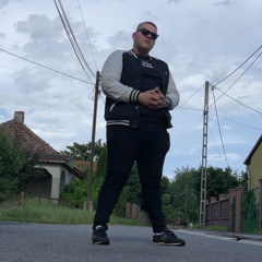 Bruno x Spacc - Budán vagy Pesten (REMIX).mp3