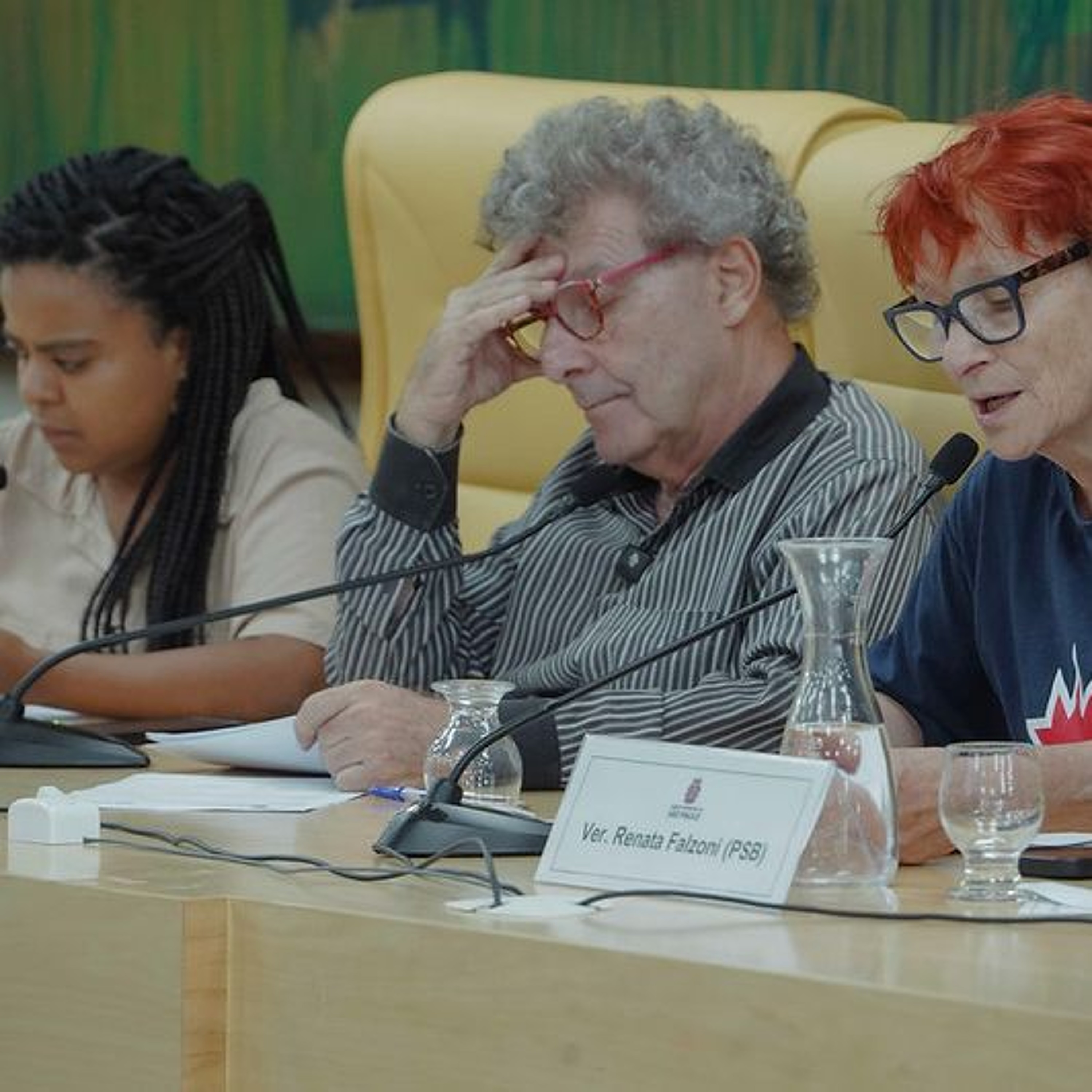 02.04.2026 = COMISSÃO DE TRÂNSITO APROVOU AP SOBRE TRANSPORTE ESCOLAR GRATUITO episode artwork