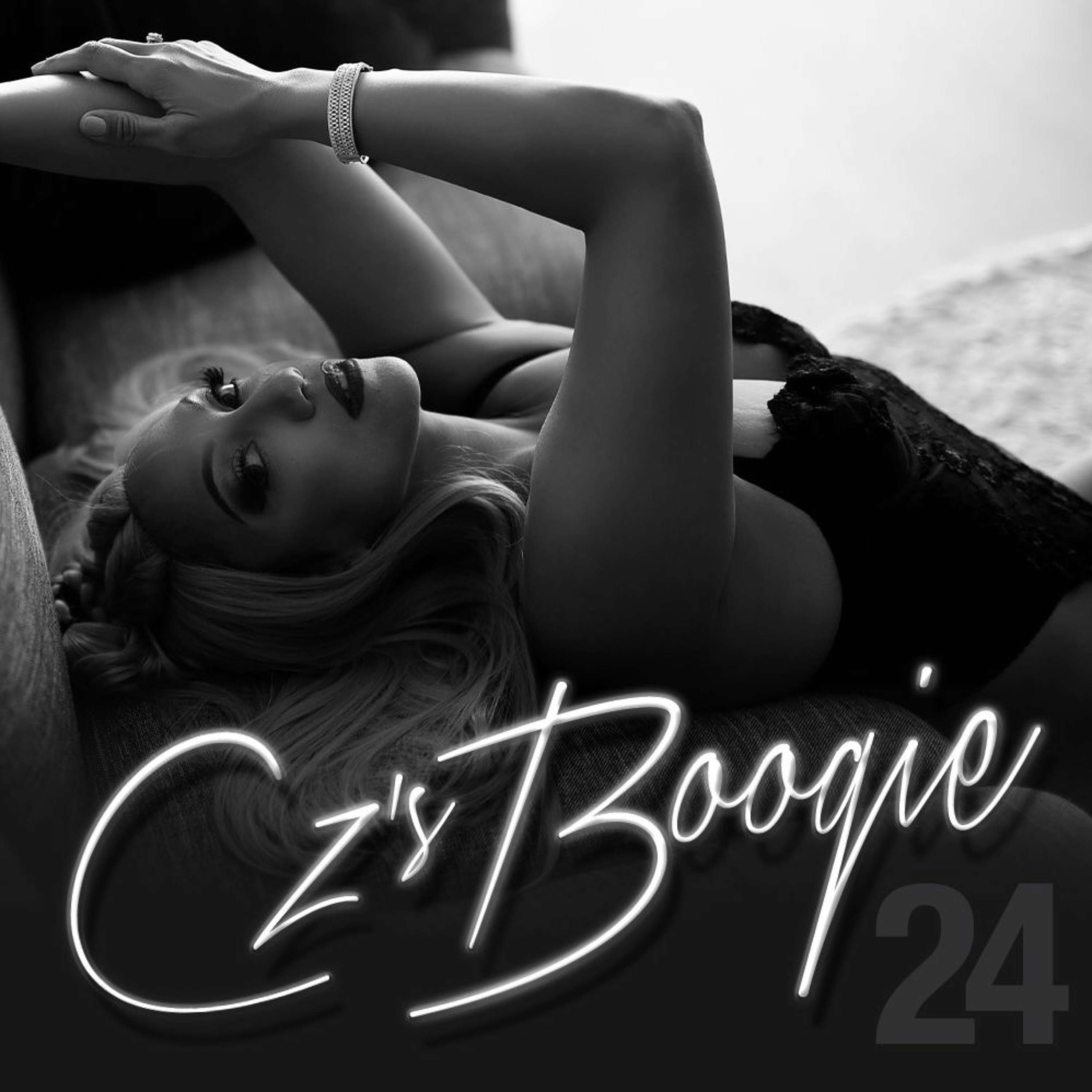5 Magazine DJ Mixes, Podcasts and Free House Music