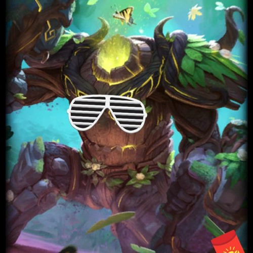 Rocking a Guardian in Smite(Rocking a cardigan in Atlanta Remix)