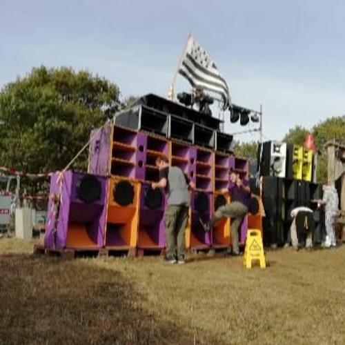 WaLTeK - live Techno Tribal zep