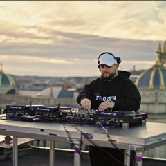 Národní Muzeum, Prague, Czech Republic (Tech House and House Mix)