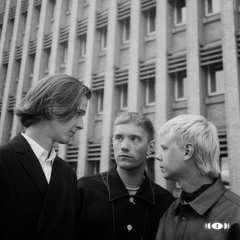 Crooks (feat. Sebastian Monti)