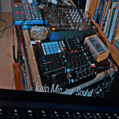 09.06 NoWh3reZ vs. derBastian live set