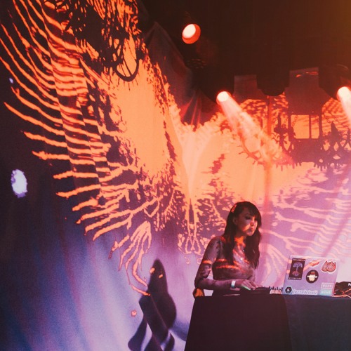 hey buns whatd you play for the pinkpantheress show? (baile, house, future beats)