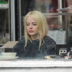 iki gözüm kadar eminim sen yoksun