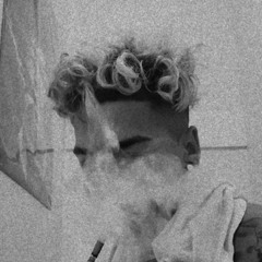 Texasbabii - LA ft. Josiah