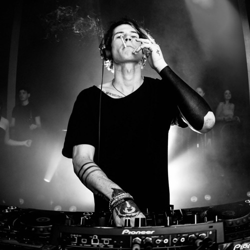 Castle in the Sky - i_o Tribute Mix