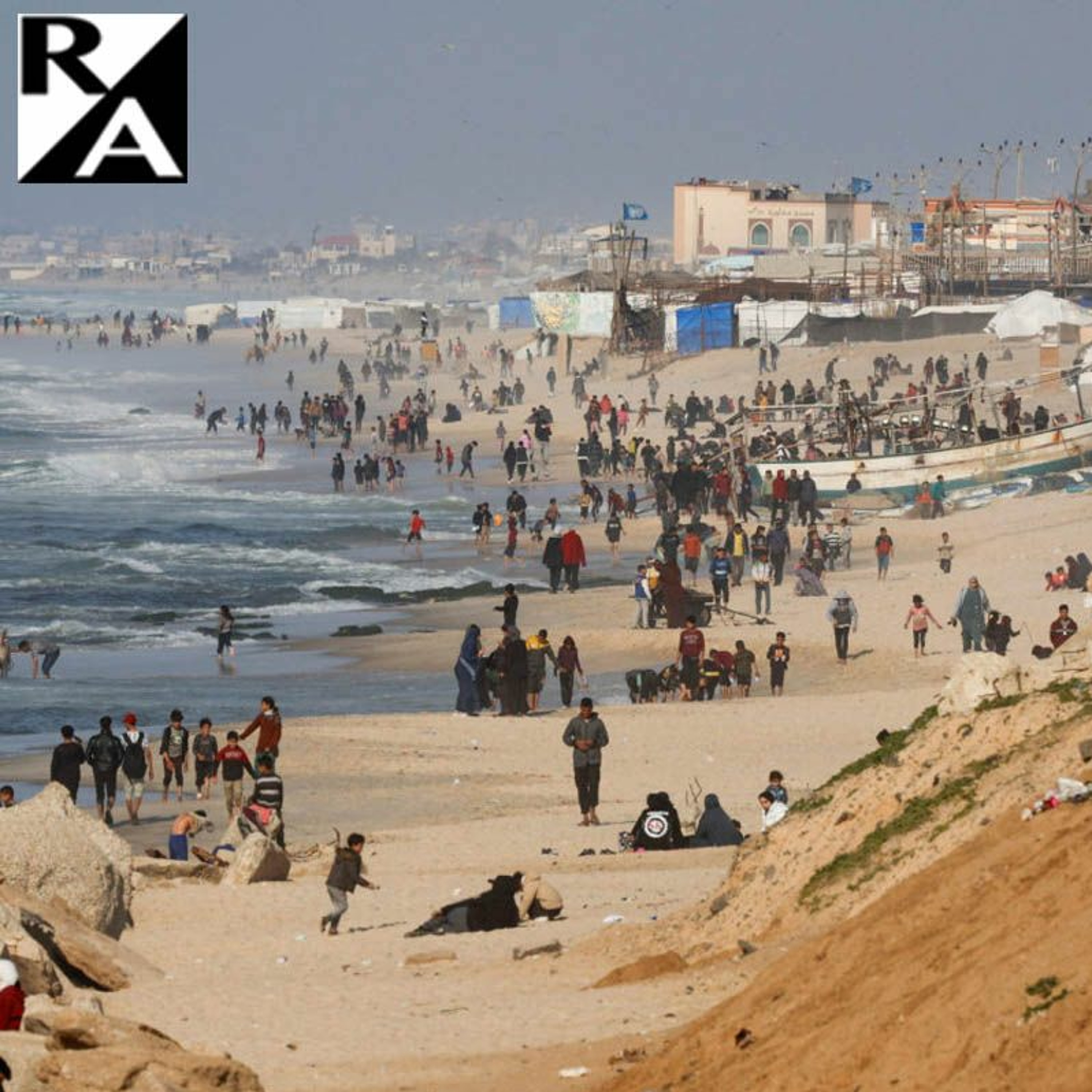 Gaza City Pier Revue